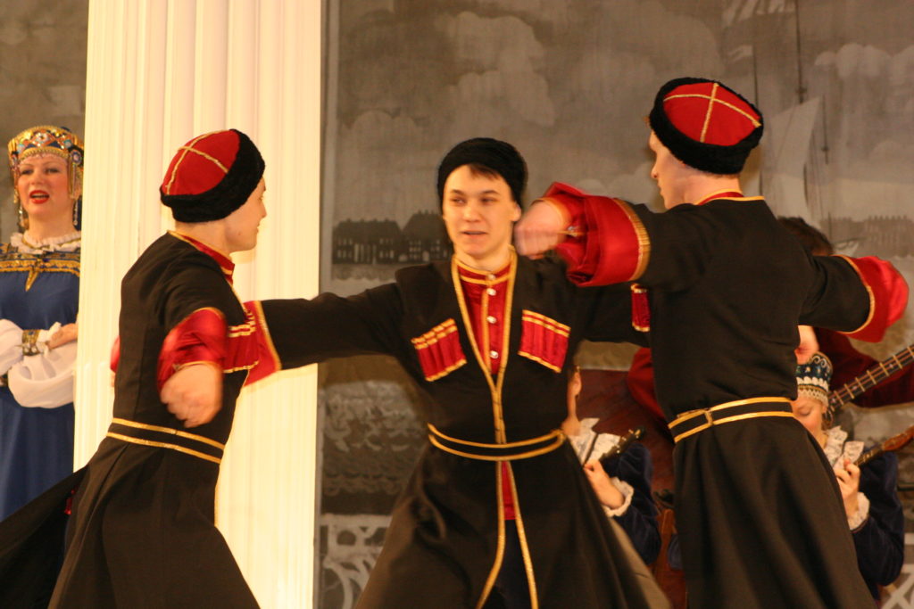 Folk Show of Traditional Russian Dancing & Singing at Nikolayevsky Palace